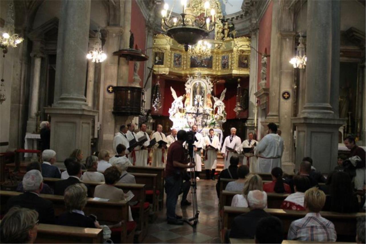 Procesija 0
