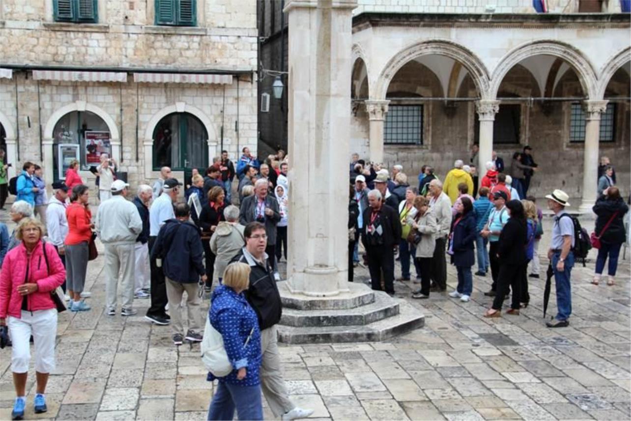 Gužva na Stradunu 0