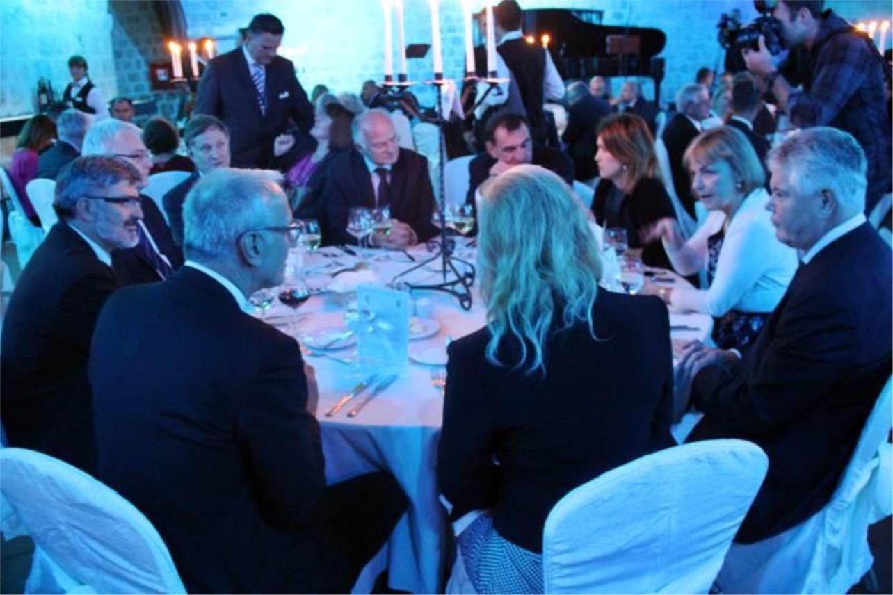 NATO Revelin 0