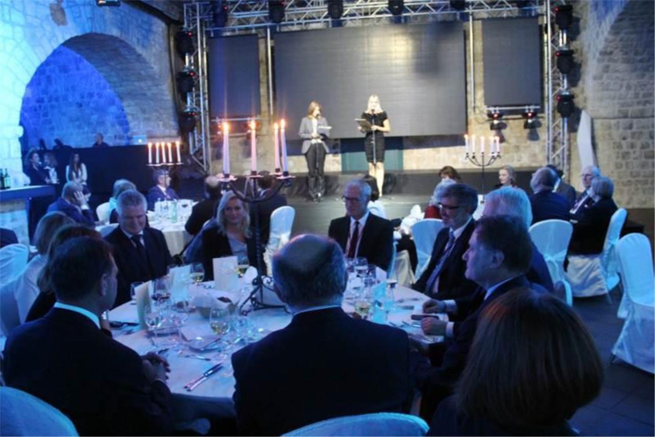 NATO Revelin 0