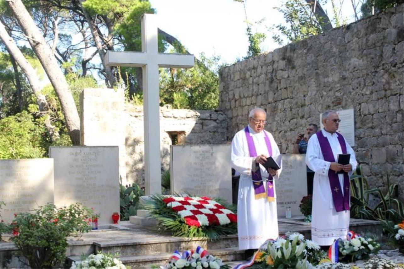 Komemoracija na Daksi  0