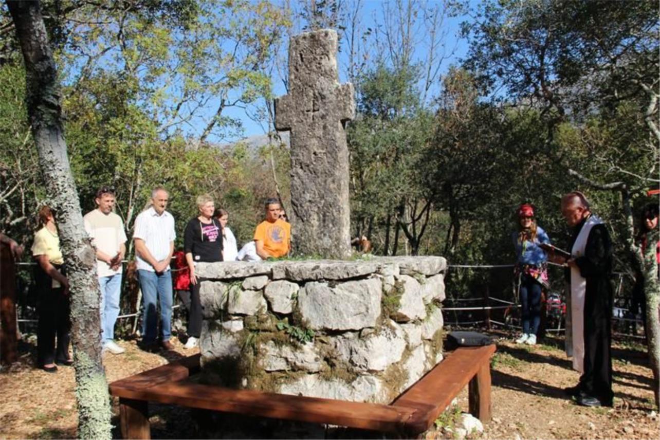 Cadmos Village 0