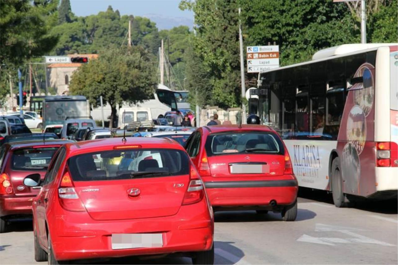 Gužva Dubrovnik  0
