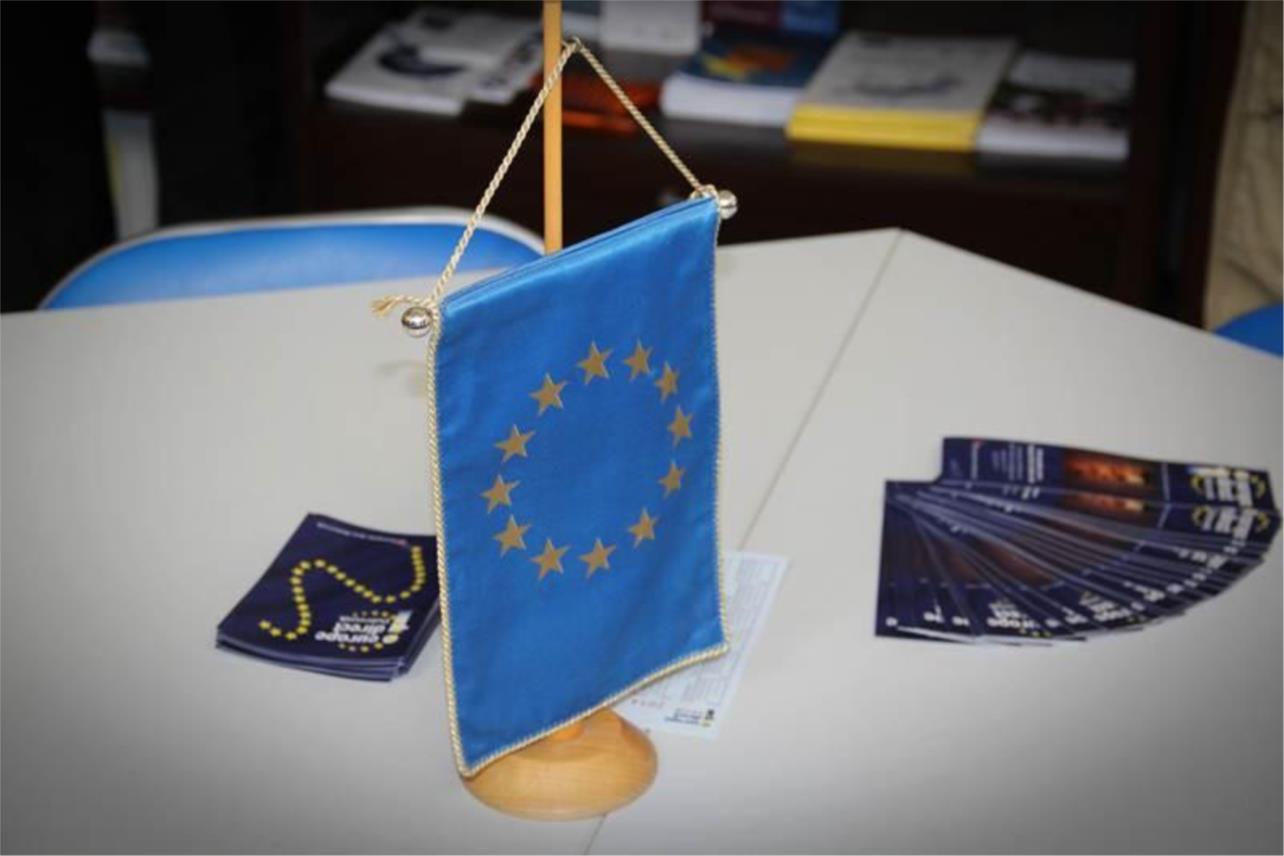 Otvoren informacijski centar o Europskoj uniji 0