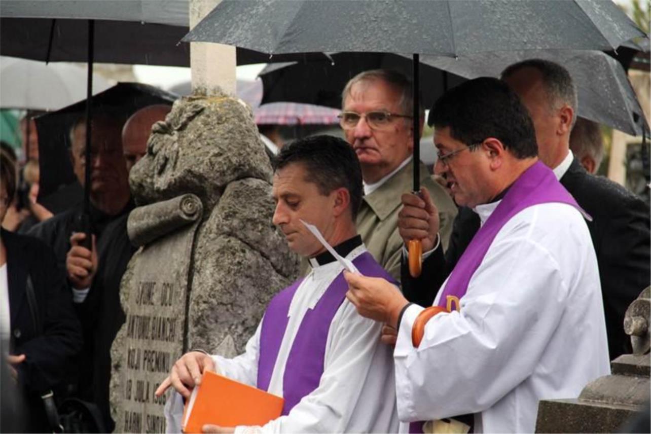 Pogreb Ivana Burđelez 0