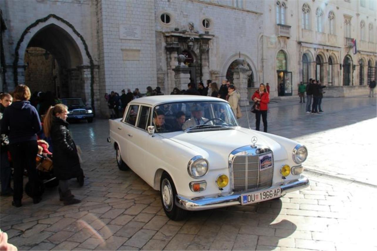 Oldtimeri Stradun 0