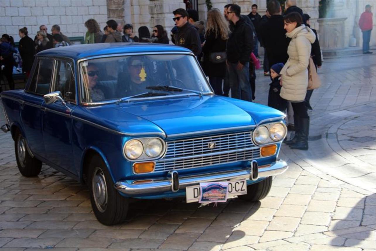 Oldtimeri Stradun 0
