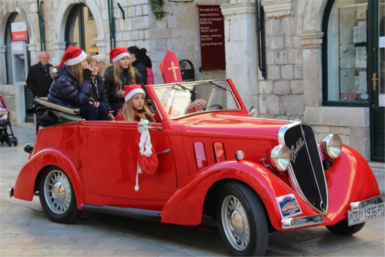 Oldtimeri Stradun 0
