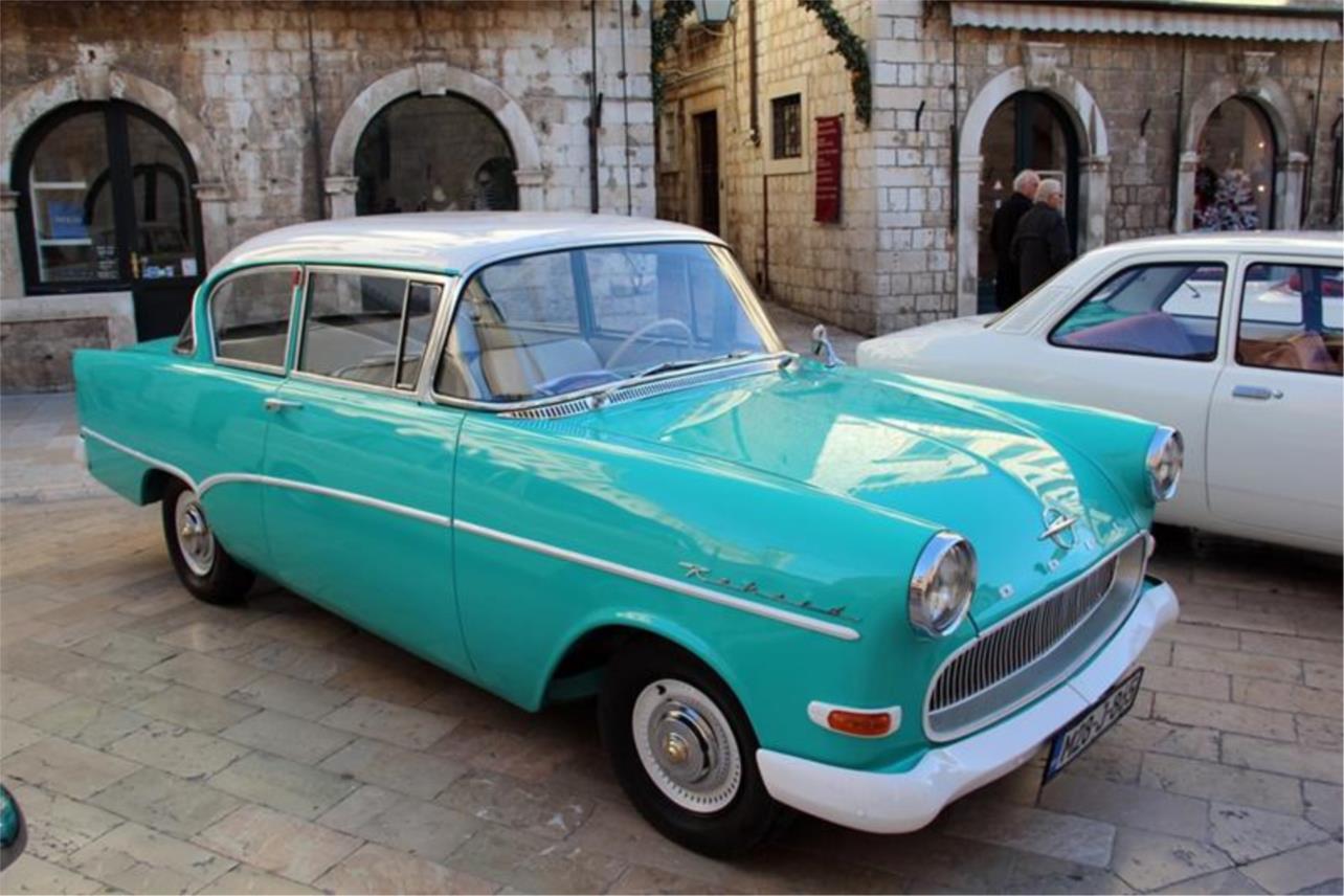 Oldtimeri Stradun 0