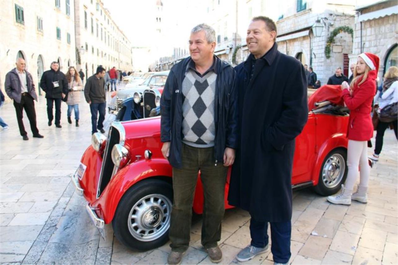 Oldtimeri Stradun 0