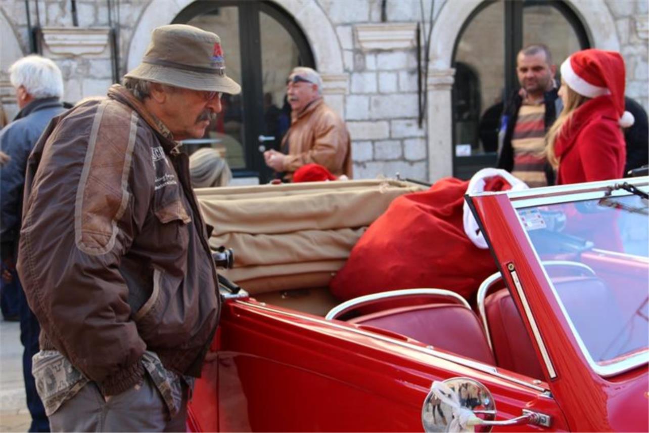 Oldtimeri Stradun 0