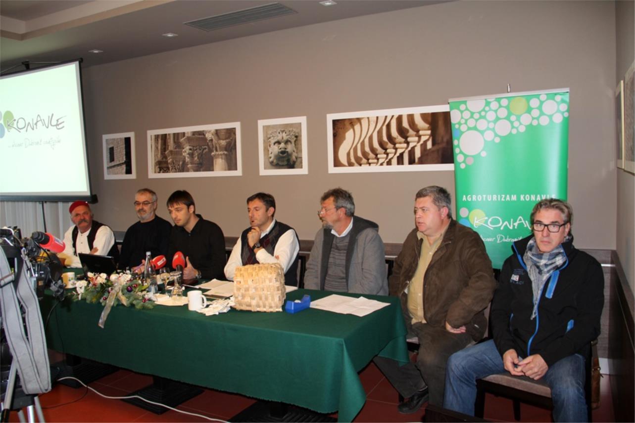 Mirisi Božića