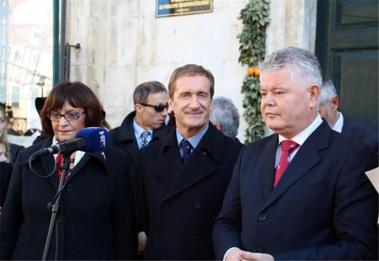 Badnjak na Stradunu 0