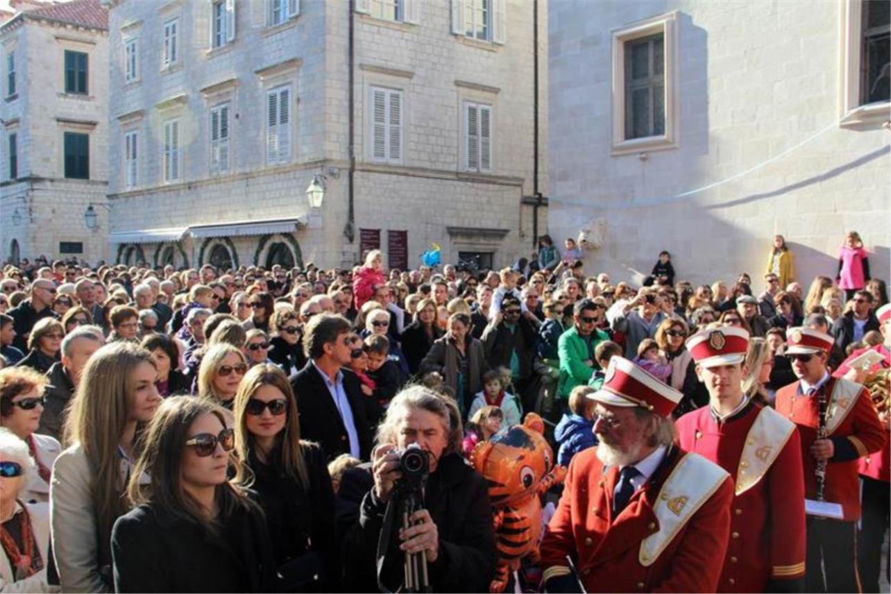 Badnjak na Stradunu 0