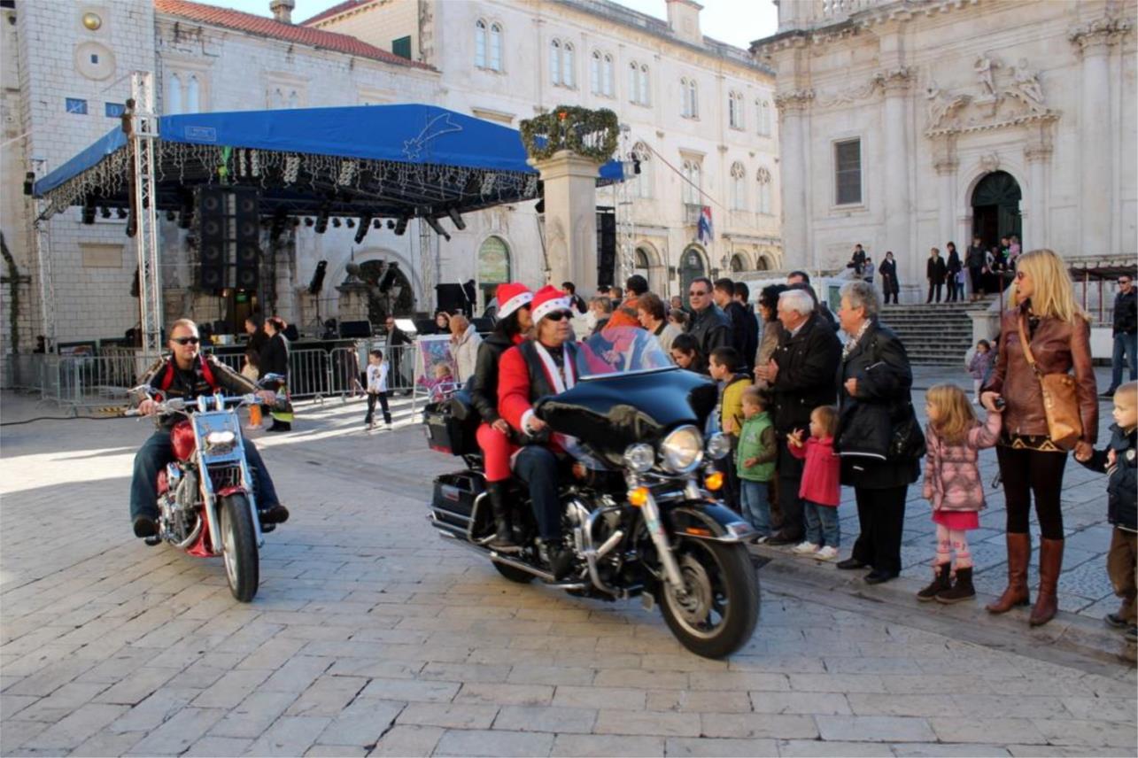 moto mraz