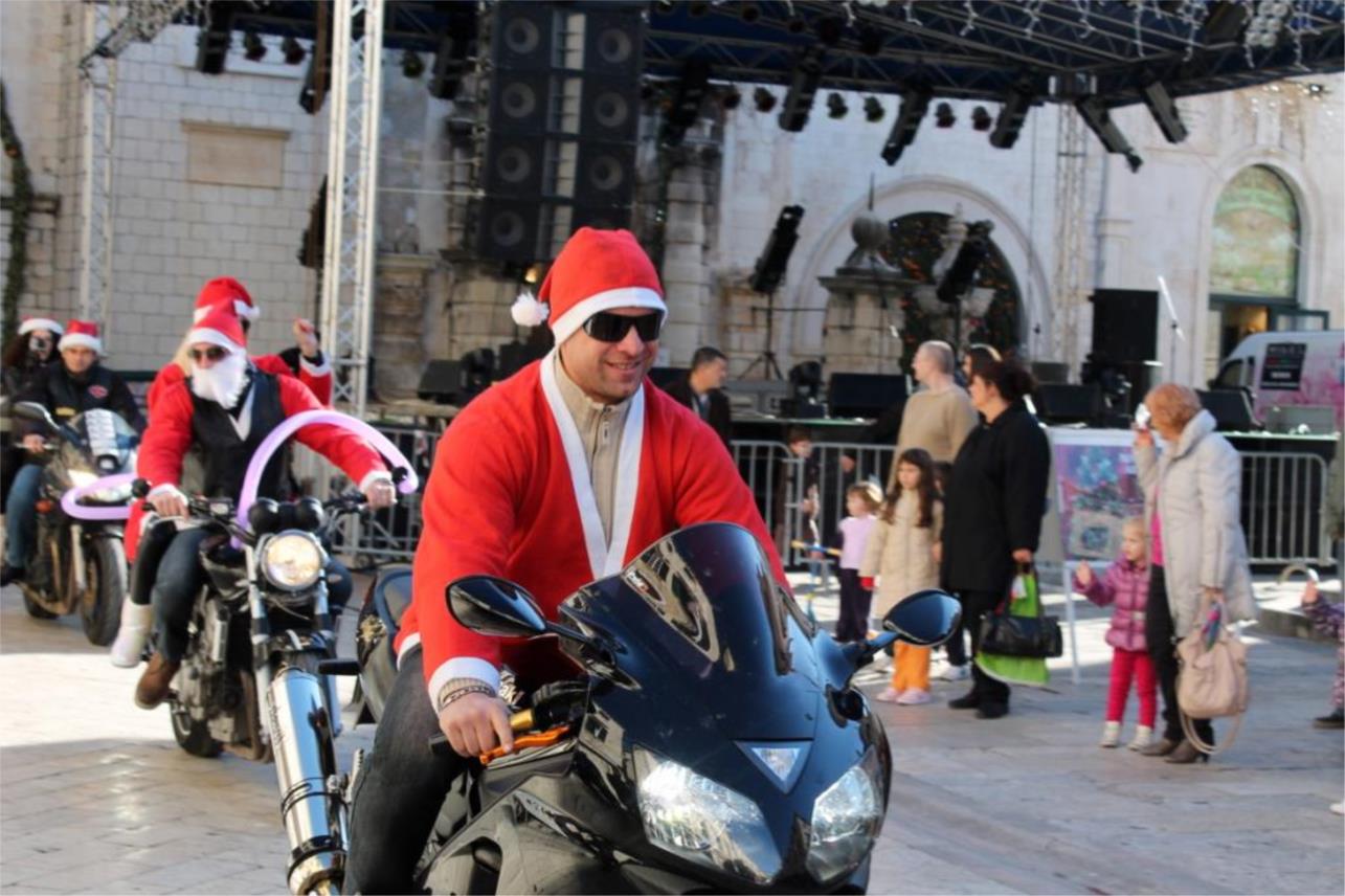 moto mraz