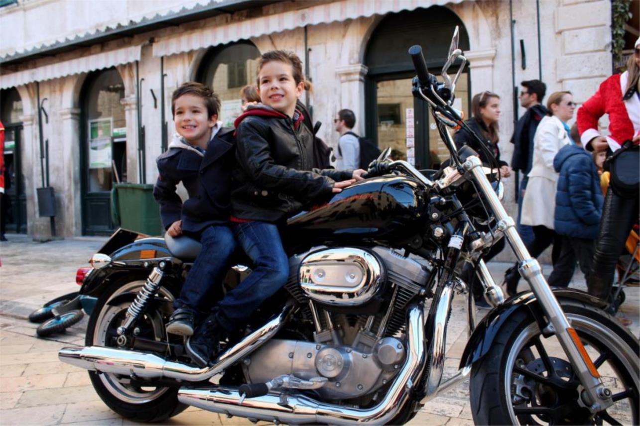 moto mraz