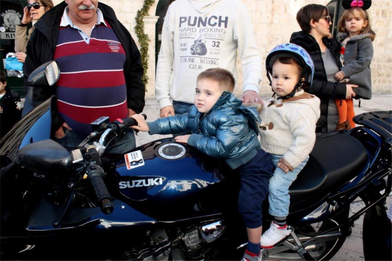 moto mraz