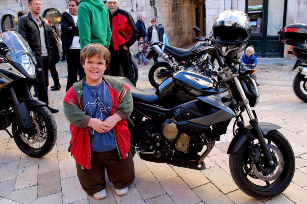 moto mraz