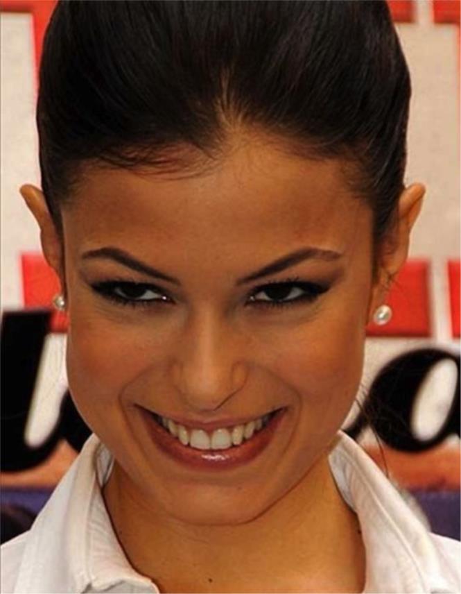 Sara-Tommasi-vertikal--11-.jpg