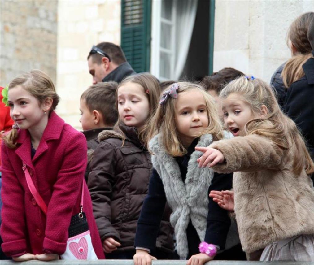 Doček za djecu na Stradunu 0