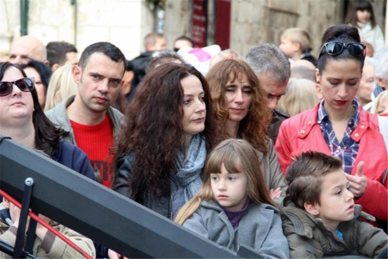 Doček za djecu na Stradunu 0