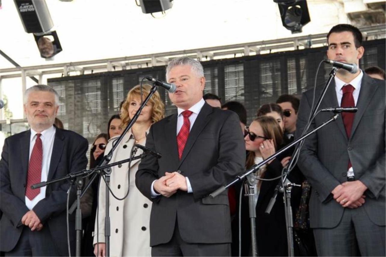 Doček za djecu na Stradunu 0
