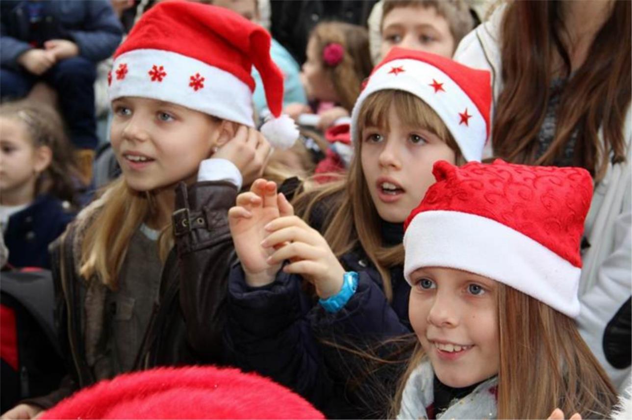 Doček za djecu na Stradunu 0