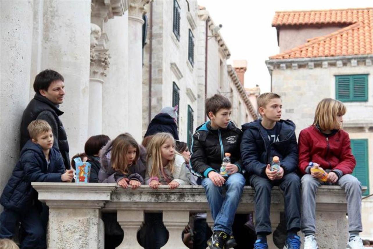Doček za djecu na Stradunu 0
