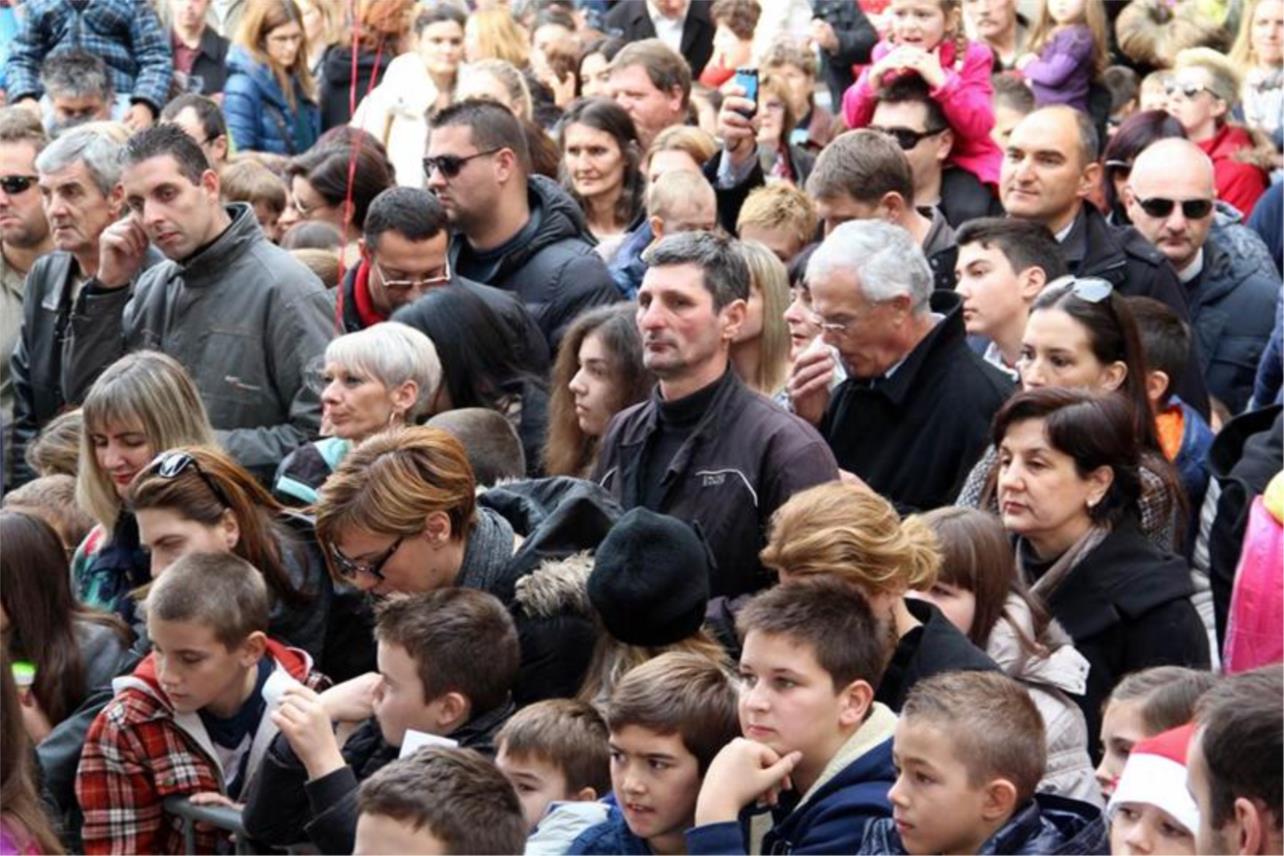 Doček za djecu na Stradunu 0