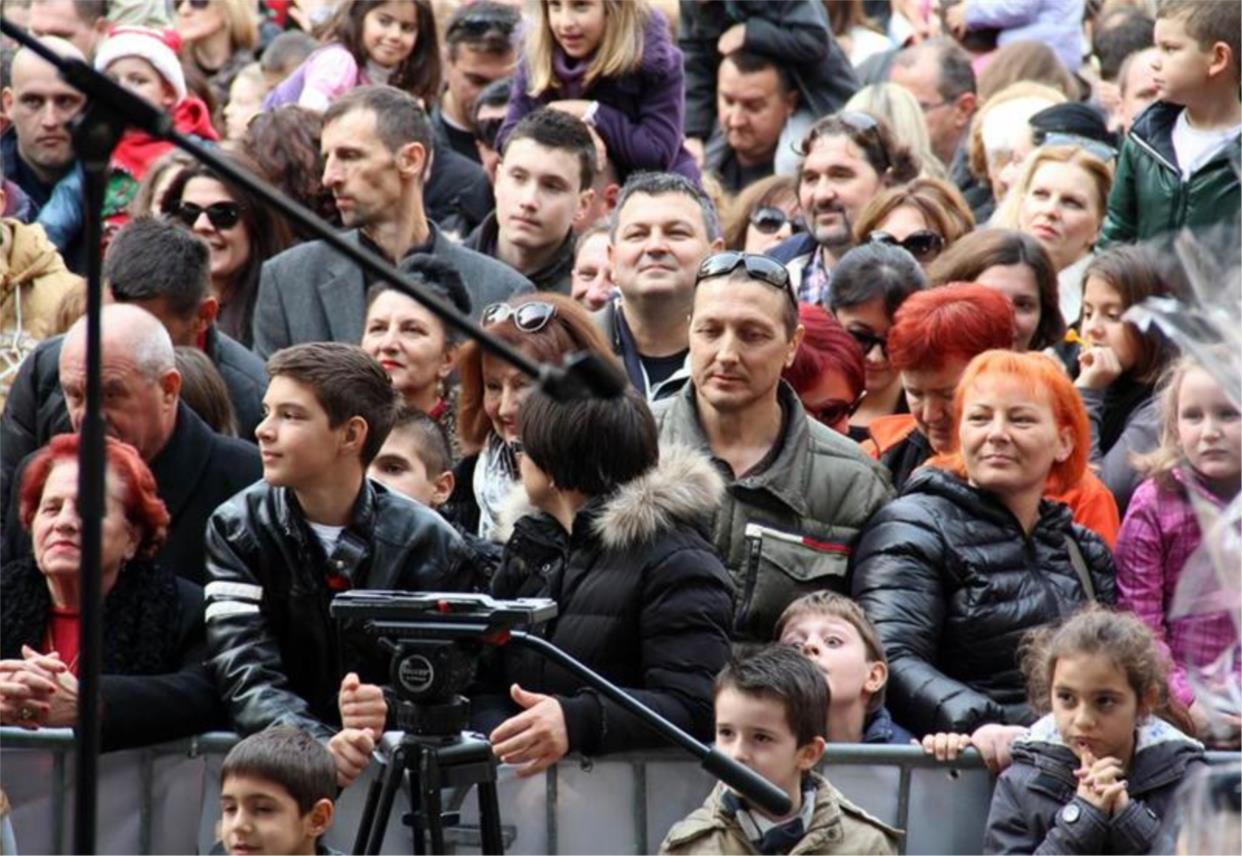 Doček za djecu na Stradunu 0