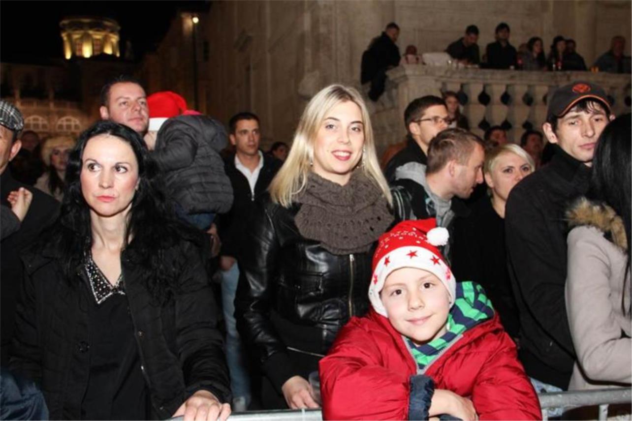 Docek Nove godine 2014_ Stradun 0