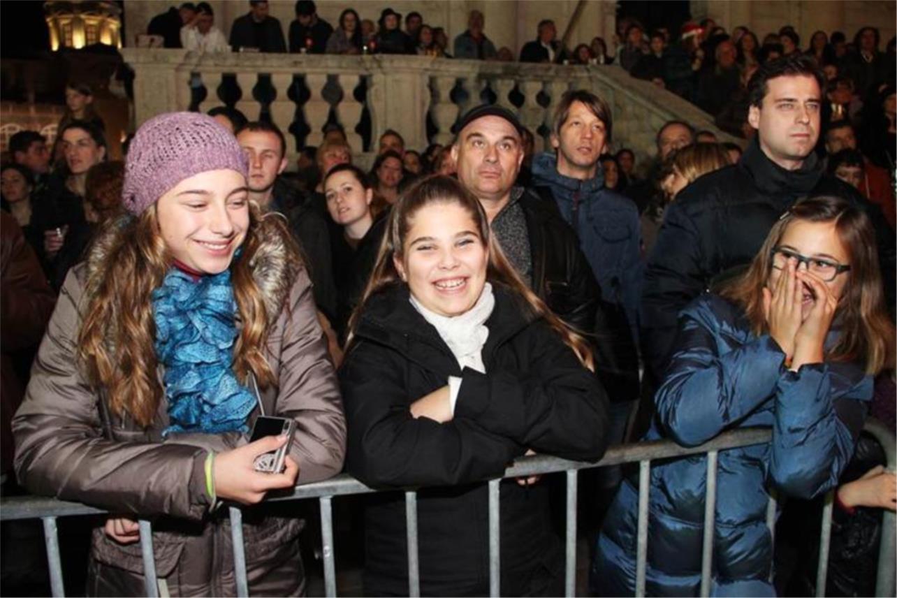 Docek Nove godine 2014_ Stradun 0