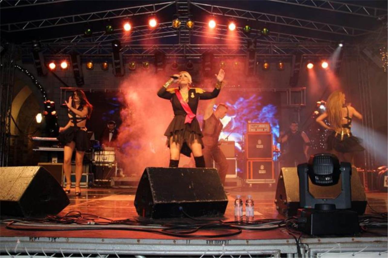 Docek Nove godine 2014_ Stradun 0