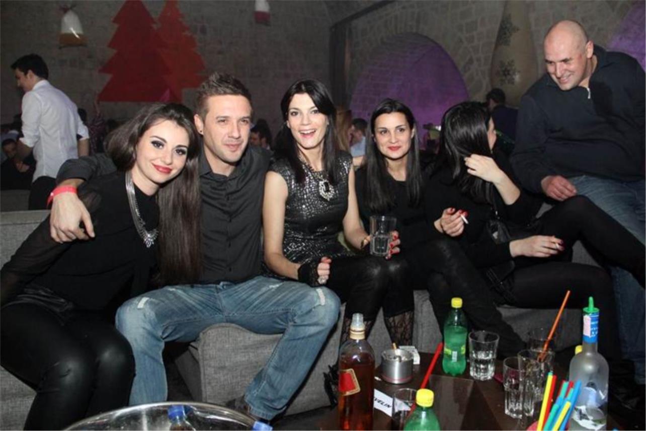 Revelin docek 0