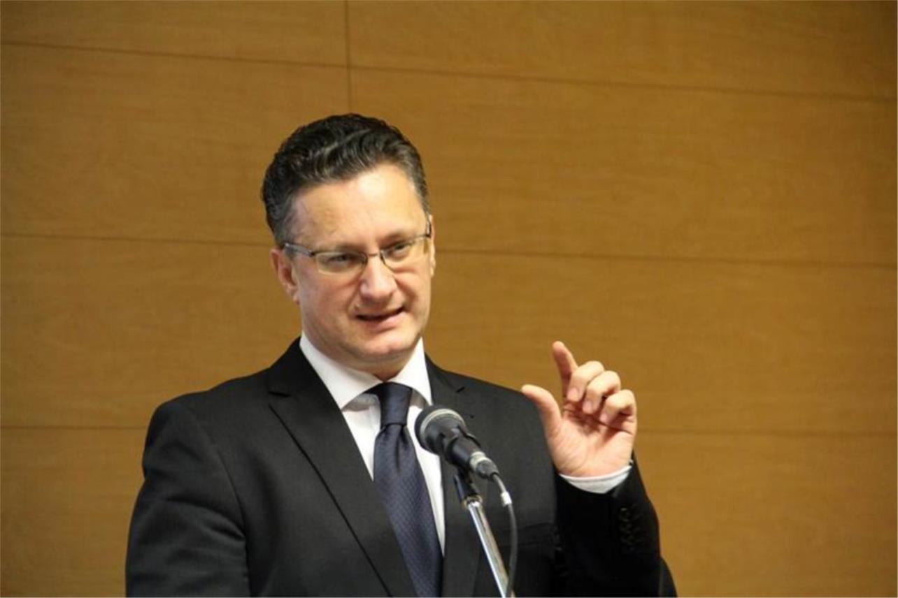 Zoran Tomic_predstavljanje knjige 0