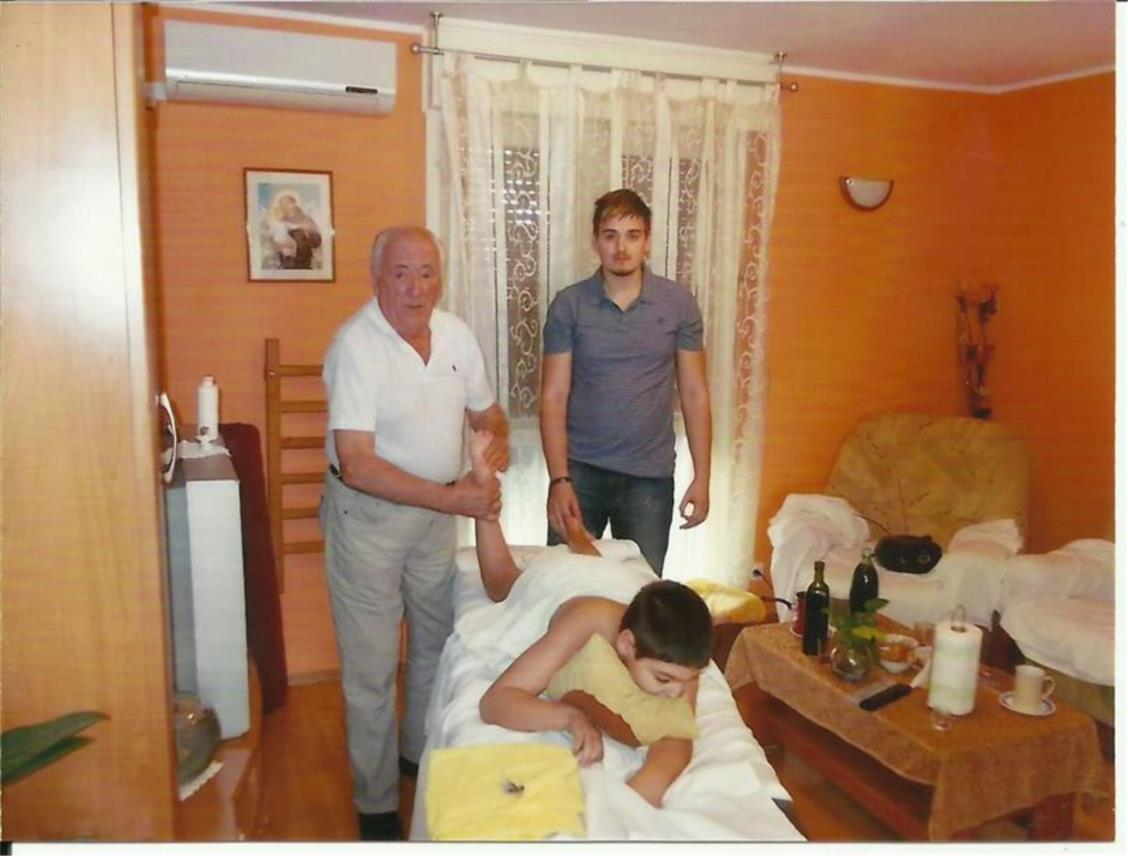Ante Jović  0