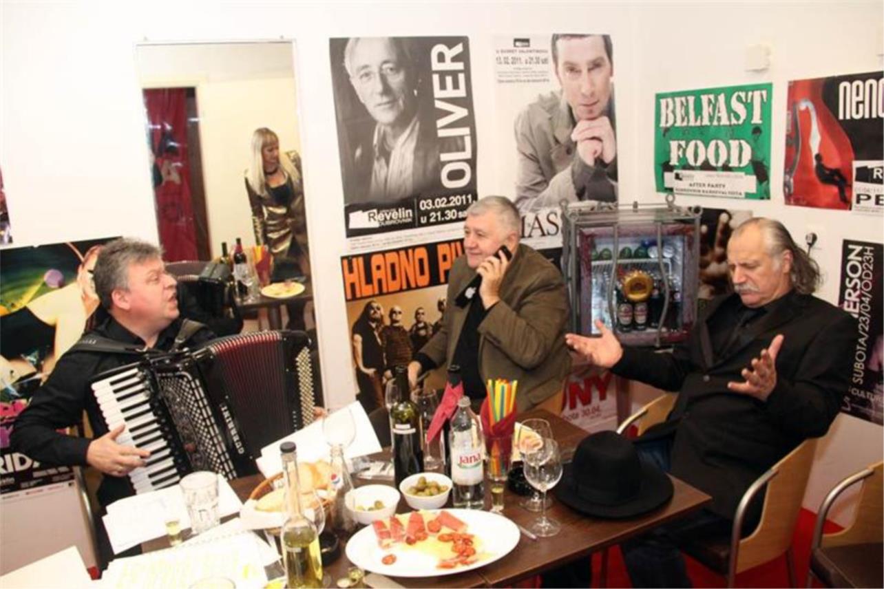Festa- Rade Šerbedžija 0