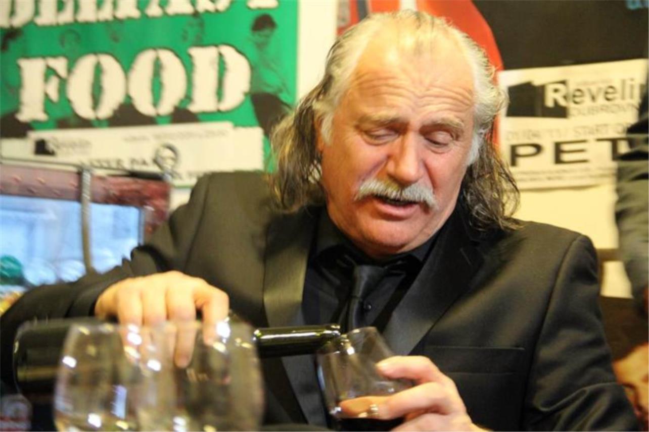 Festa- Rade Šerbedžija 0
