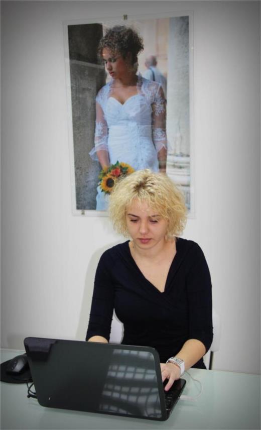 Adora vjencanice i haljine 0