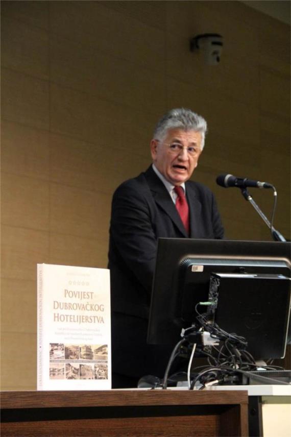 Lucianovic_hotelijerstvo knjiga 0