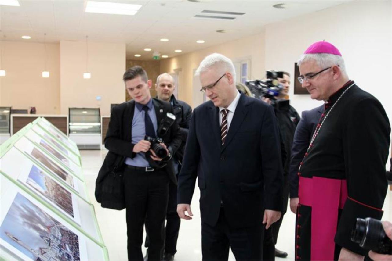 Predsjednik Josipović i dubrovački biskup Mate Uzinić 0