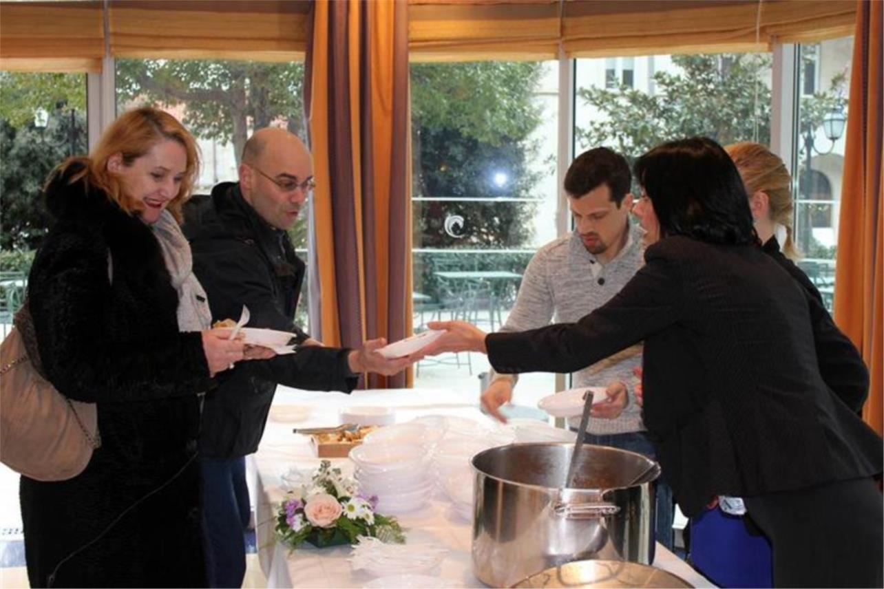 Šporki makaruli u hotelu Hilton 0