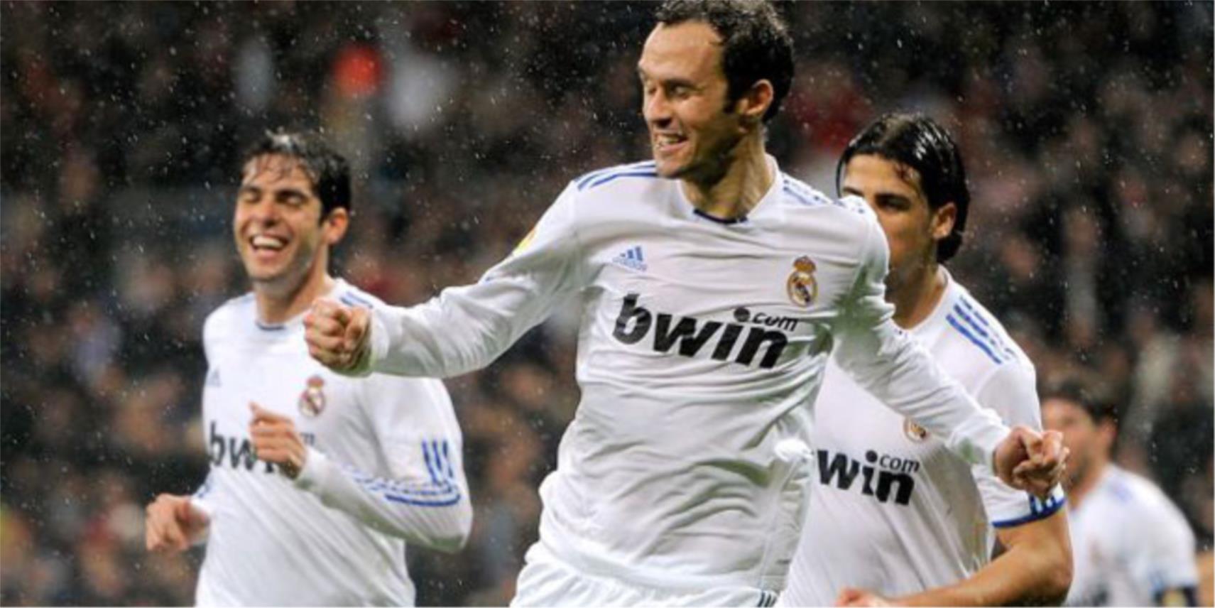 real_373215S1.jpg