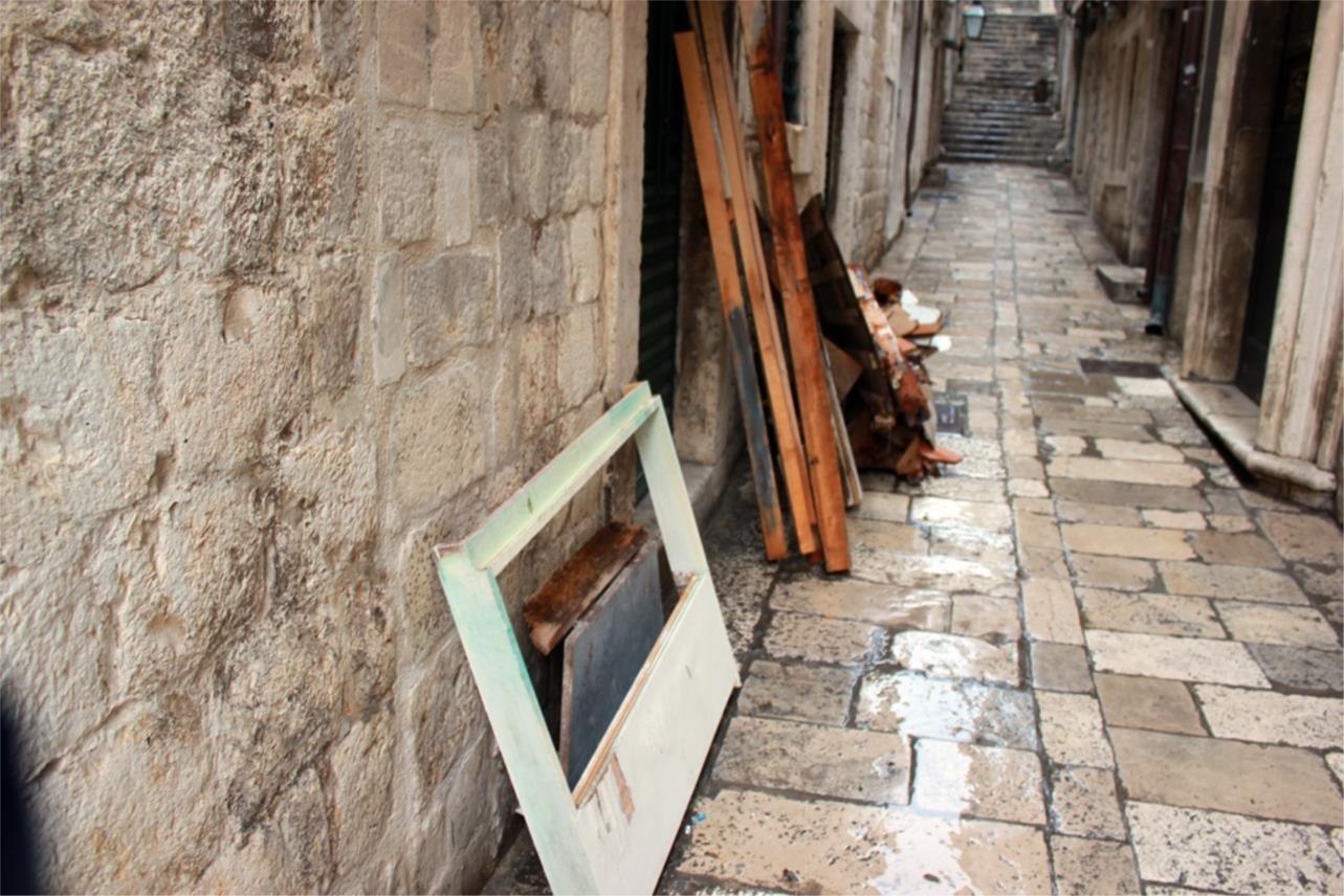 Otpad-Stradun