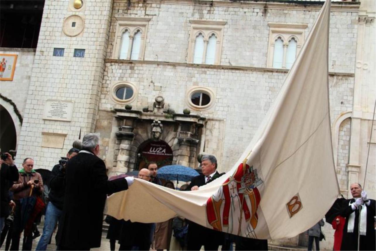 Zatvarane Feste  0