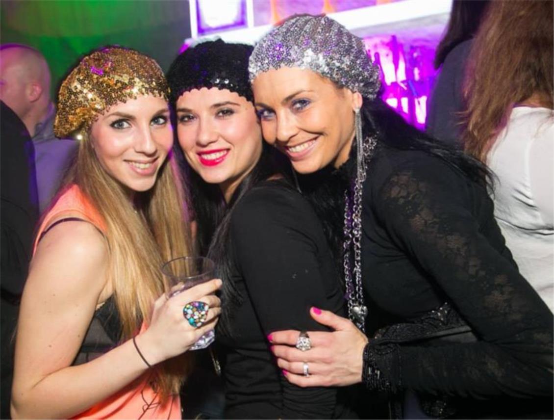 Revelin-trash Party 0