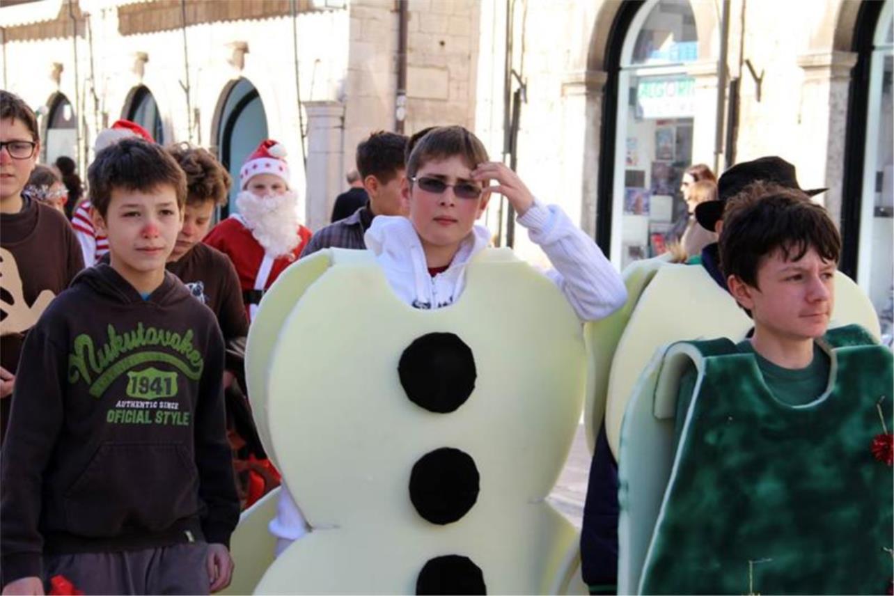 Maškare Stradun 0