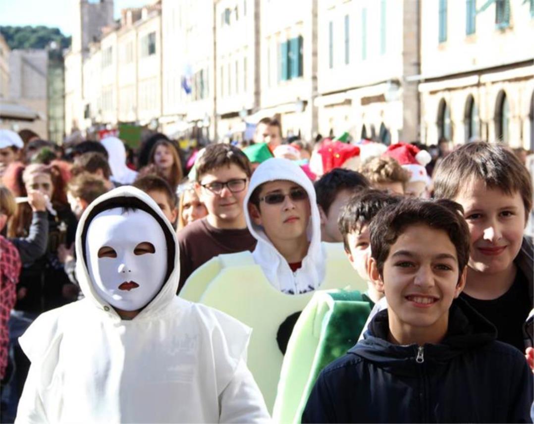 Maškare Stradun 0