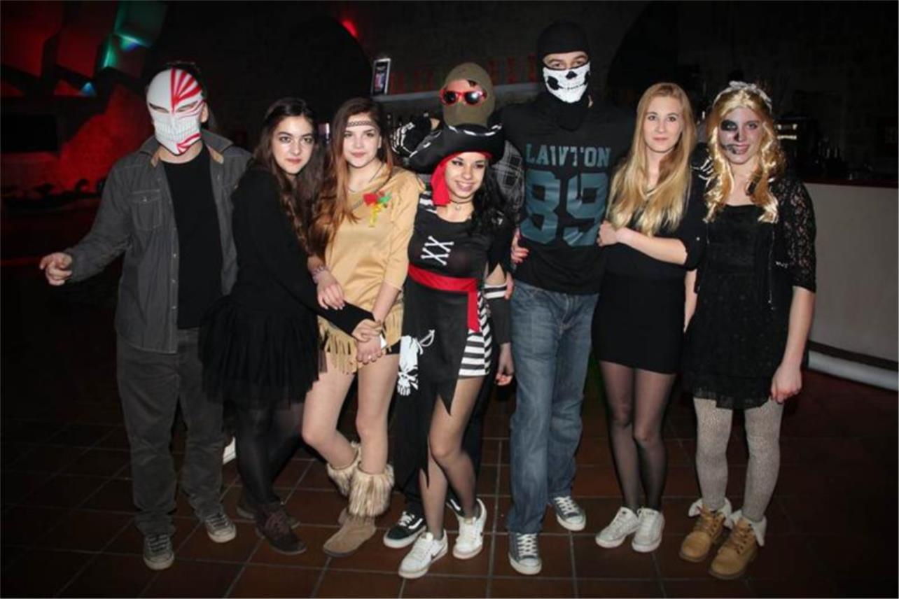 Maskare Revelin 0